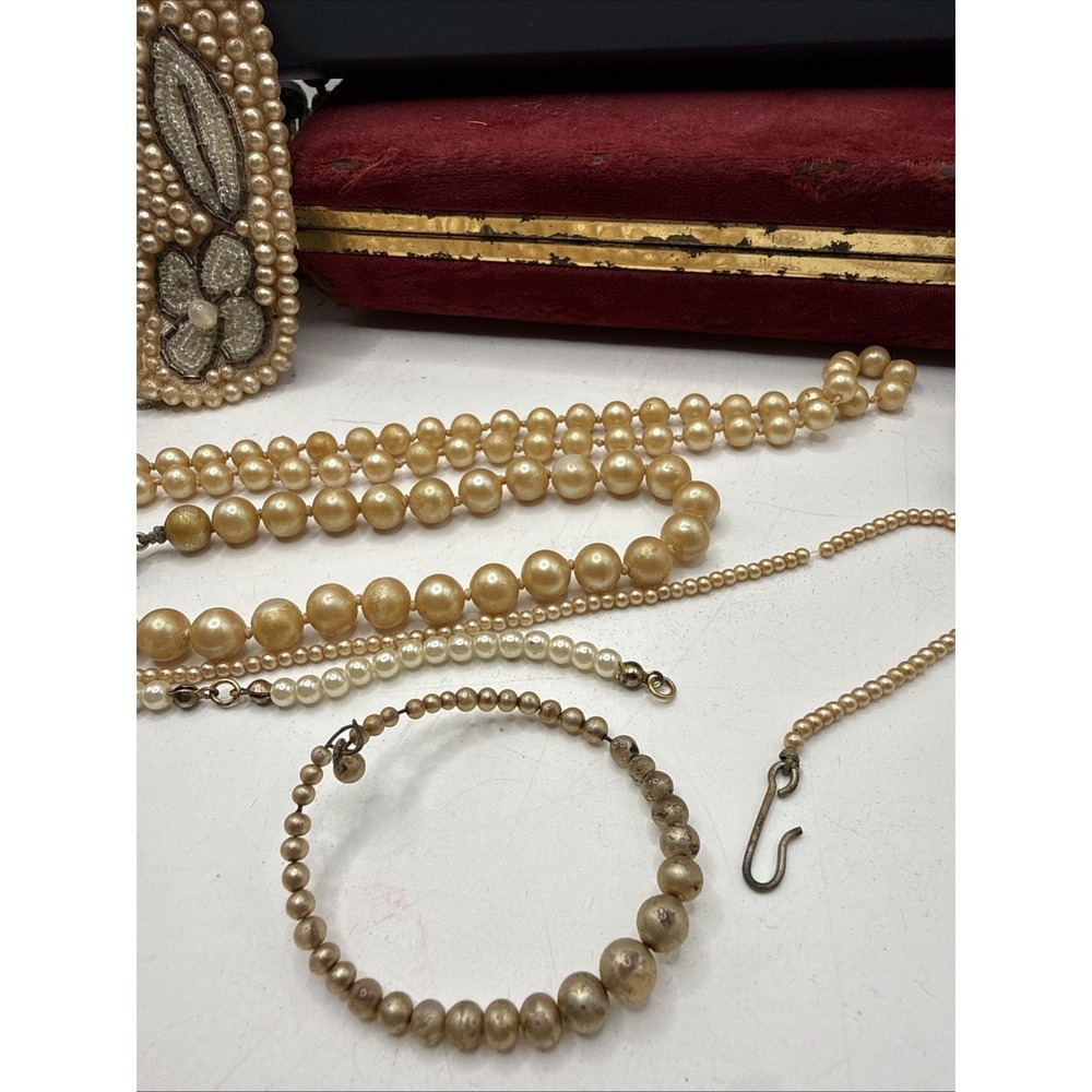 Estate Jewelry Lot Pearl Necklaces, Jewelry Boxes, Earrings, Bracelet - Picture 5 of 13